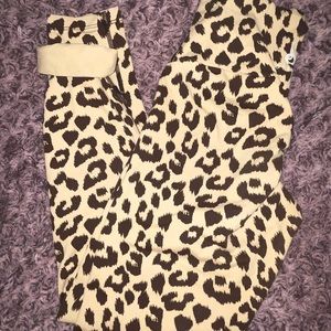 SCRUNCH BUM FITNESS PANTS